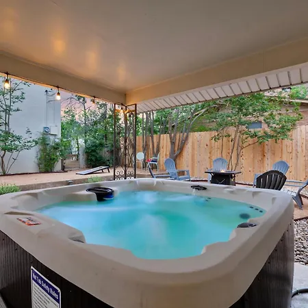 The Coop And Roost - Hot Tub & Cowboy Pool Villa